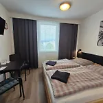 Saris Guest house