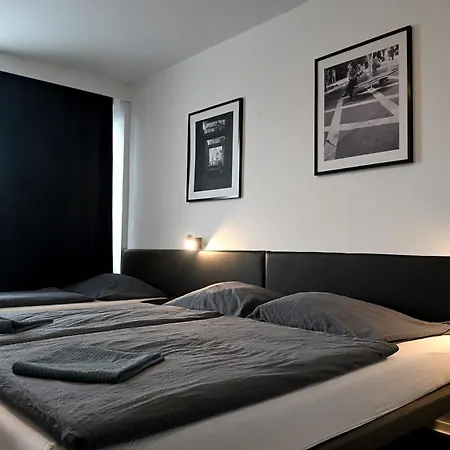 Guest house Saris