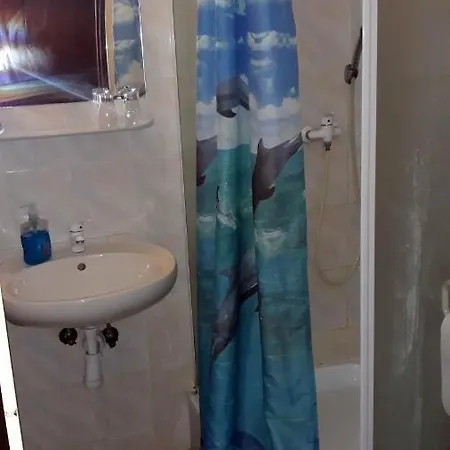 Guest house Saris